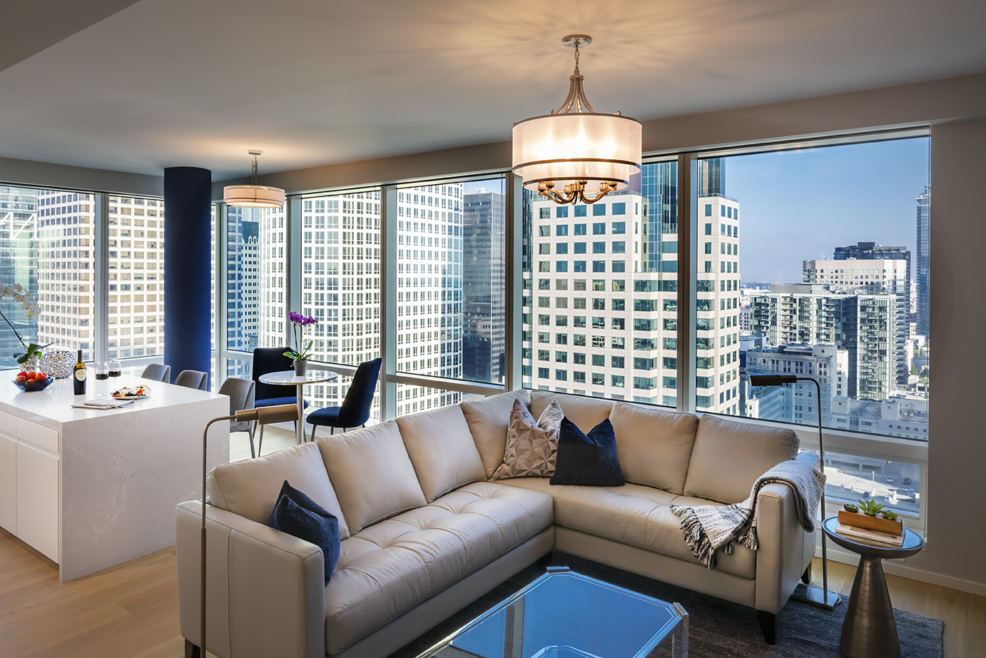 R2 Two Bedroom 1806